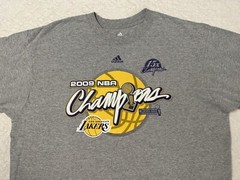 Vintage 2000s Y2K 2009 LA Lakers NBA Champions Adidas Locker Room T-Shirt, XL