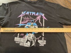 Batman METALLICA Script DC Universe Comic Gotham Black Men’s Large
