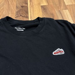 Nike The Nike Tee Loose Fit Embroidered Air Max Patch Sneacker Black Size Medium