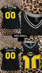 Batman Men’s S Black/Yellow Graphic Logo V-Neck Jersey Short Sleeve T-Shirt