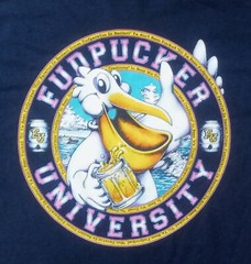 vintage Fudpucker University Pelican t shirt Small Beer Bar Florida college