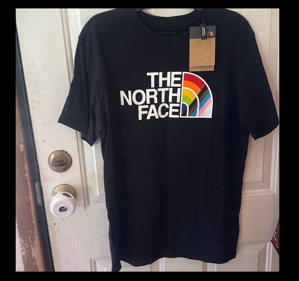THE NORTH FACE MEN’S LIMITED EDITION SHORT SLEEVE PRIDE TEE: BLACK: NWT: SZ M
