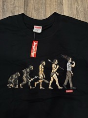 Supreme Evolution Tee Graphic Print Black Cotton Men’s M Regular Fit Crew Neck