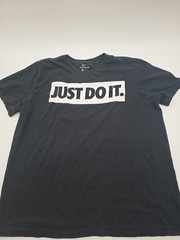 Nike The Nike Tee Swoosh T-shirt Men L Black Graphic Tee.#45691