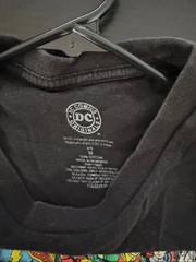 DC Comics Originals Superhero Graphic Tee size Medium