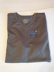 Croft & Barrow Easy Care V-Neck Shirt Men’s Medium Gray Short Sleeve