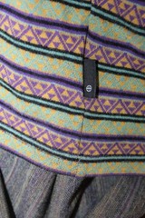Huf Woven Stripe T-Shirt Mens Crew Neck Pullover Size MEDIUM Geometric Designs