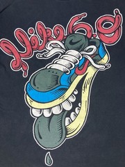 VINTAGE Nike 6.0 SB Sneaker Graphic T-shirt Men Large Black Y2K