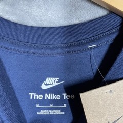 Nike Mens The Nike Tee Navy Blue Short Sleeve Cotton Swoosh Logo Shirt M NEW