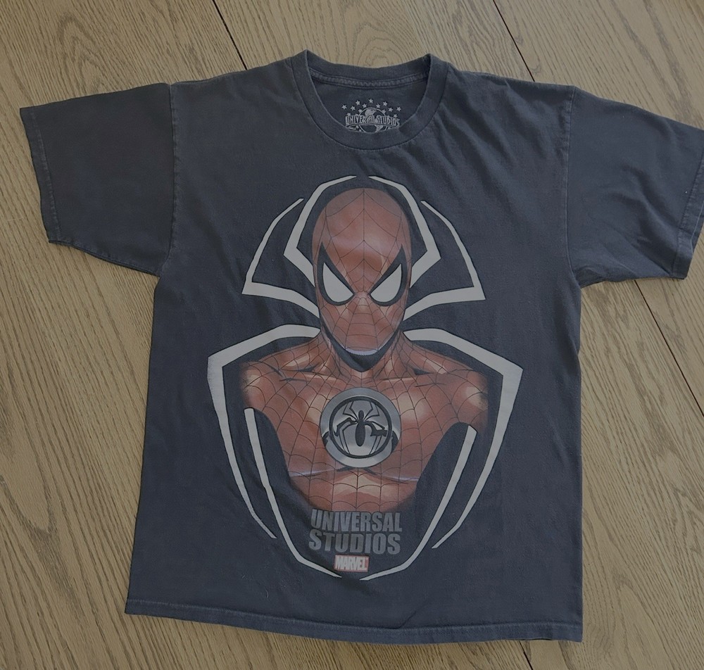 Universal Studios Spiderman Graphic L Shirt Marvel Ride 2009 Theme Park