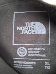 The North Face Long Sleeve T-Shirt XL Black 100% Cotton Graphic Double Sided NEW