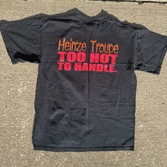 Gildan Ultra Cotton Black Inferno Heinze Troupe Graphic Tee Crew Neck M