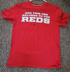 Nike Cincinnati Reds Red T-Shirt Size L And This One Belongs To The Reds MLB NL