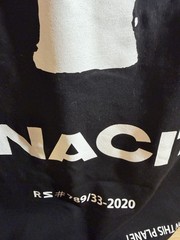 Tenaciti Studios t-shirt features a large fuzzy “T” logo on the right chest SZ S
