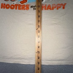 Hooters Country Club Graphic T-Shirt Mens 2XL Beige Golf Cotton Tee