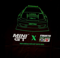 Mini Gt Official T Shirt Fausto Drift life IDE Indonesian Diecast Expo 2024 (XL)