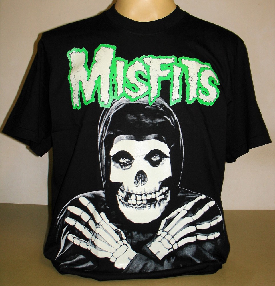 Misfits Skull Logo Glow Punk Rock Band T-Shirt Size S M L XL 2XL 3XL XXL XXXL