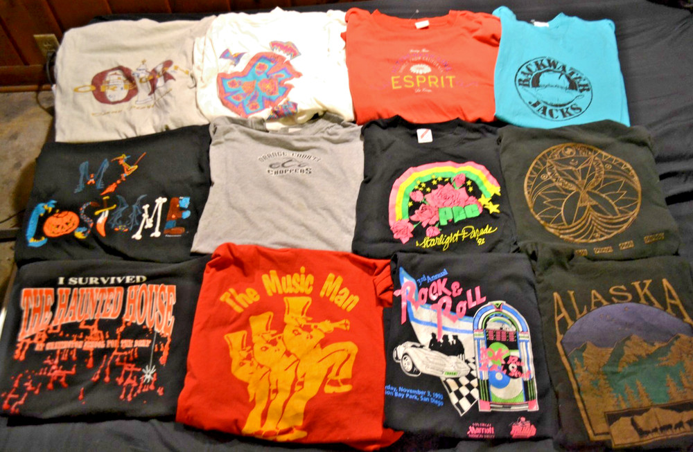 Vtg T Shirt Lot of 12 Reseller 80’s 90s Y2K Size L Large Halloween Single