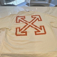 Off-White arrow skate fit tee vanilla ice size large brand new Retail over 350