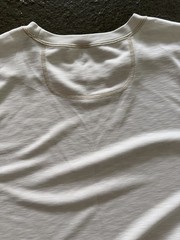 Tommy Bahama Men’s Off White/Beige Crew Neck Short Sleeve Logo Tee Cotton Knit L