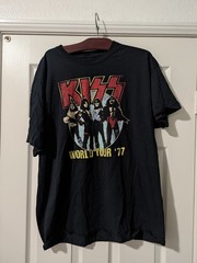 KISS World Tour ’77 Men’s Black Graphic Short Sleeve T-Shirt Size XL