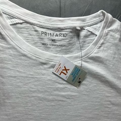 Primark white crewneck t-shirt with pleated sleeves in size XL
