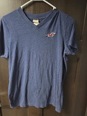 Hollister Men’s Blue Solid Logo V-Neck Short Sleeve Knit T-Shirt Size M