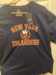 NWT XXL NY Islanders T-shirt. PRICE NEGOTIABLE. Blue In Color. Blank On Back.