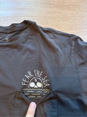 Roark Men’s M 100% Cotton Short Sleeve Pocket Fear The Sea Skull Graphic Black