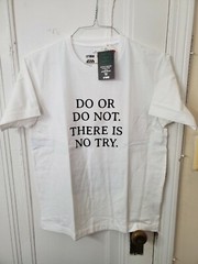 (US SELLER) Uniqlo x Star Wars 2019 T-Shirt Master of Graphics UT NIGO White