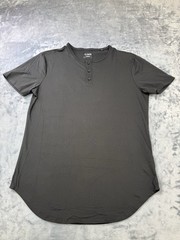 CUTS Clothing Men’s Elongated Henley T-Shirt Pyca Pro