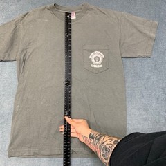 Bayside Heavyweight Pocket T-Shirt Mens M Gray Cotton Graphic Crew Neck Pullover