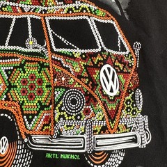 Yazbek Puerto Vallarta, Mexico Bus Surf Arte Huichol Mandala Size 2XL
