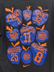 Sizes M & L | EXCLUSIVE New York Knicks Black Apple Tee | SOLD IN NIKE TRUCK