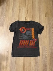Men’s Bulk Clothing 15 T Shirts. Various Sizes M & L ( M Is Oversized)