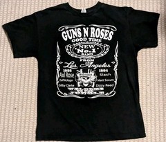 Guns N’ Roses Men’s Medium Black Tee Skull Graphic Print fan ART Alstyle T-shirt