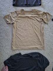 Men’s Lot Of 4 T – Shirts Size Large