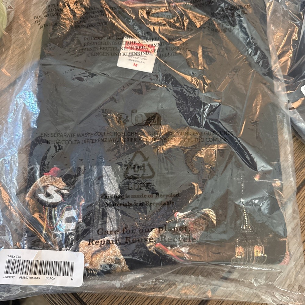 Supreme SS23 T-Rex Tee Black Size M Medium Brand New Sealed in Bag